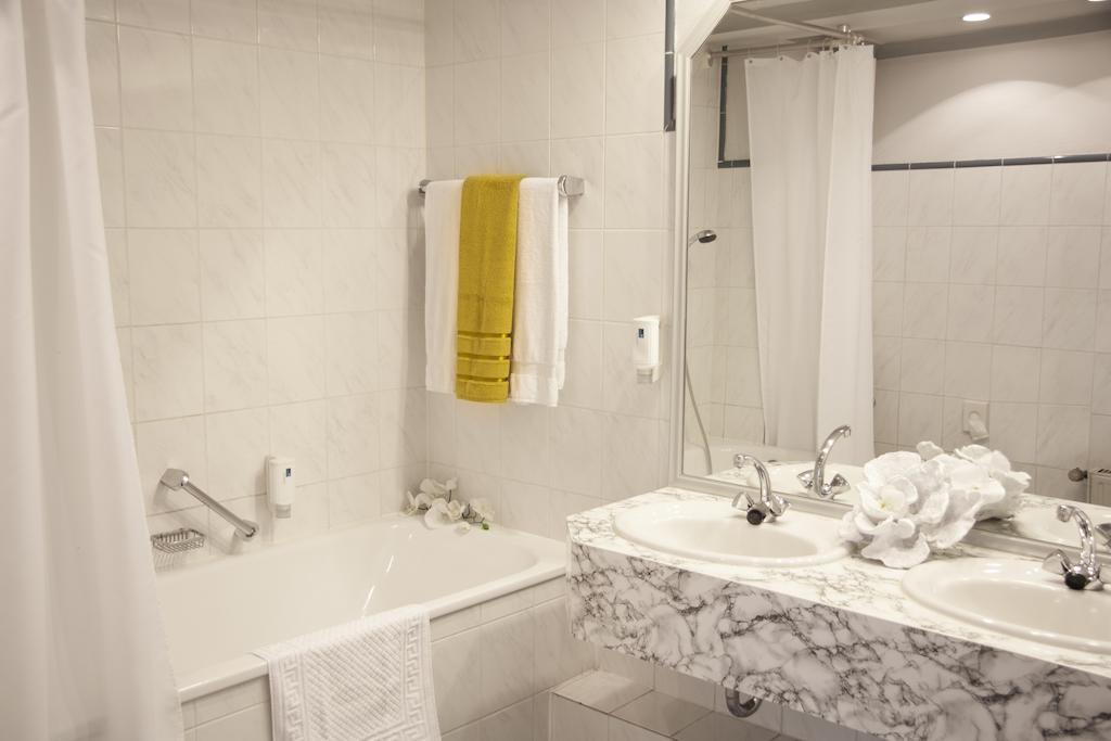 Ina Royal 3* Colónia