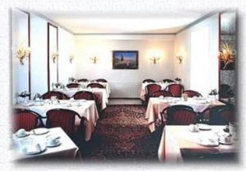 Ina Royal Hotel Colónia