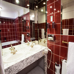 Ina Royal Hotel Cologne