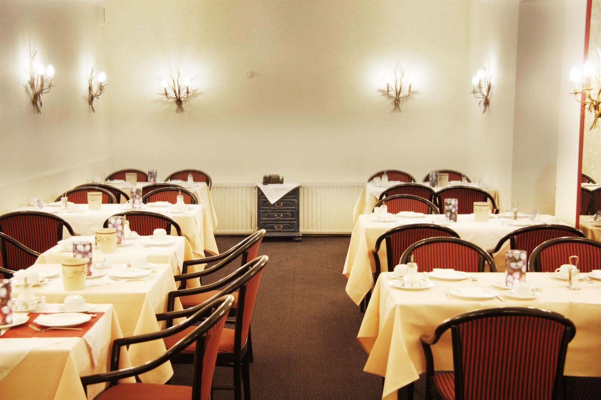 Ina Royal Hotel Cologne